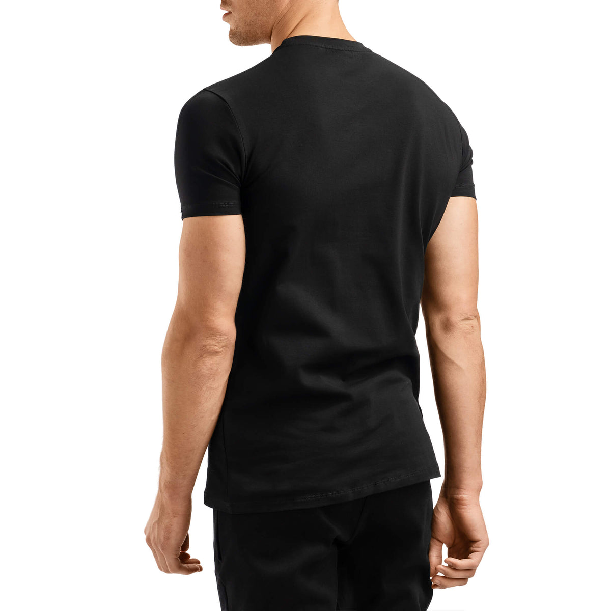 Essential T-Shirt 2.0 - Jet Black